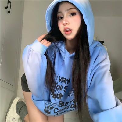 女人在家